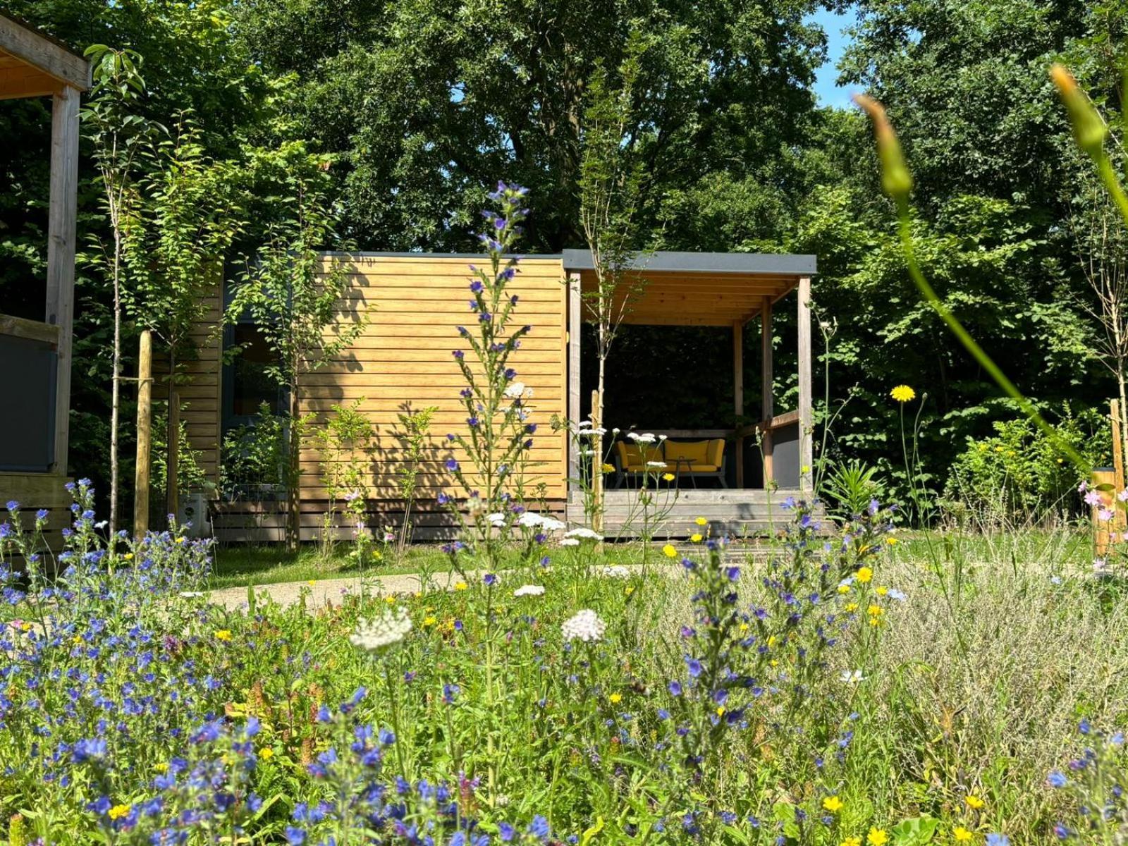Urban Gardens Gent Hotel Bagian luar foto